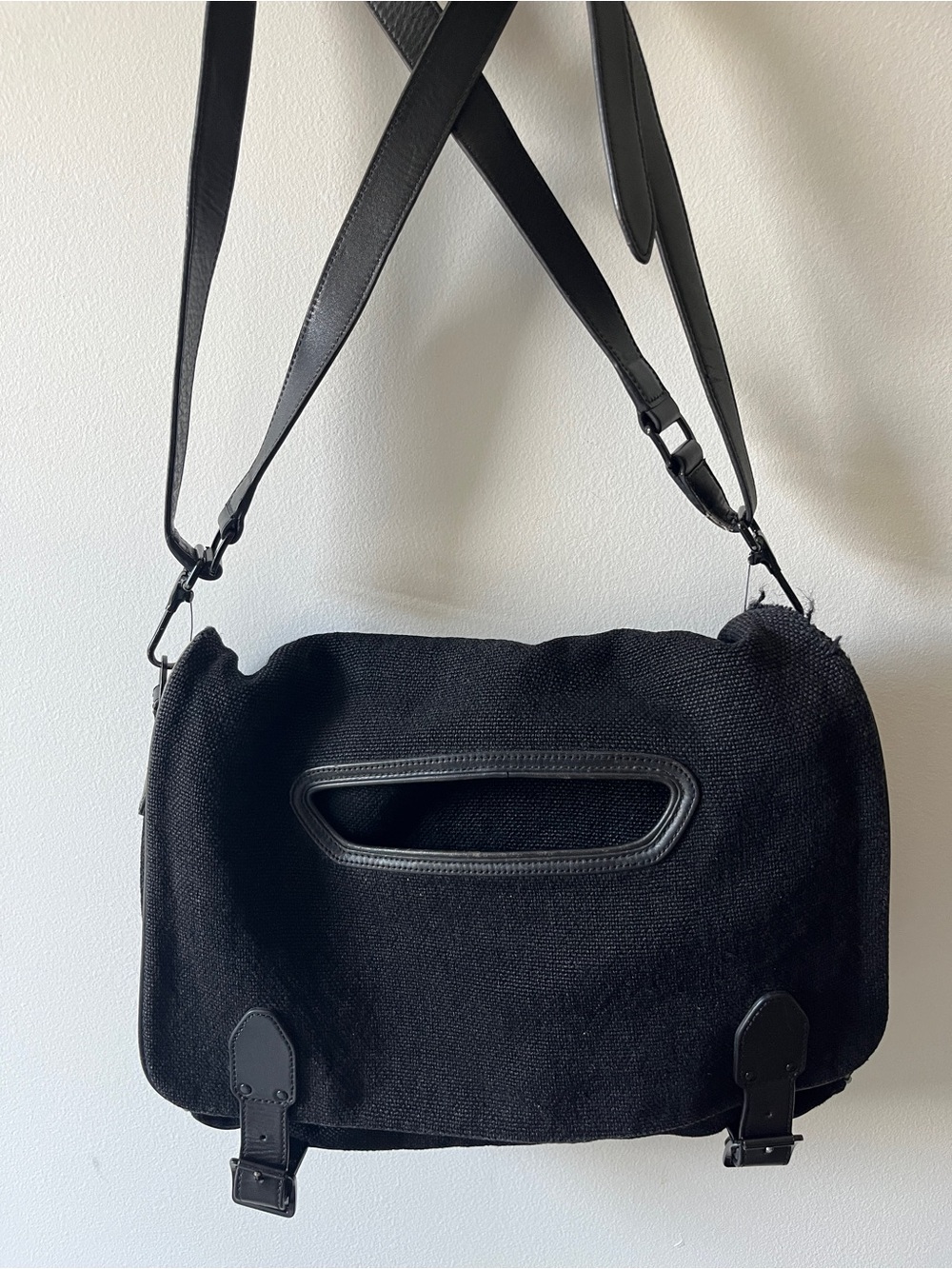 Theyskens' Theory Black Crossbody Shoulder Bag